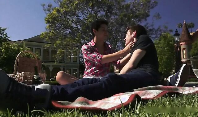 Picnic With The Kick