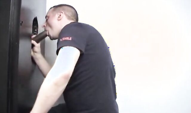 Next Door Mates:voyeur Lincoln and Matthew's Tastey Handle