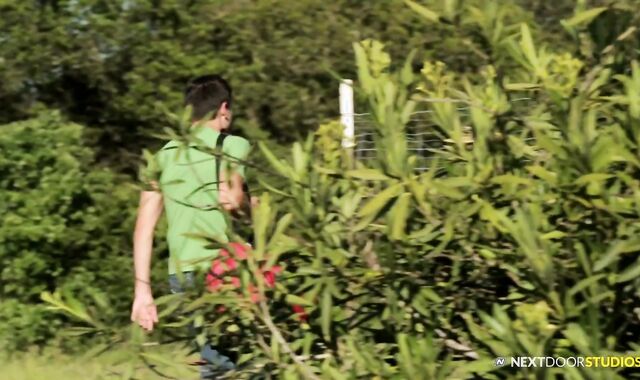 Next Door Friends:spycam Tongue on Johnny's Butt