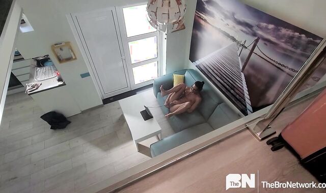 AmateurGayPOV:spycam Attempting My Cuzn's Cock-squeezing Lil Donk