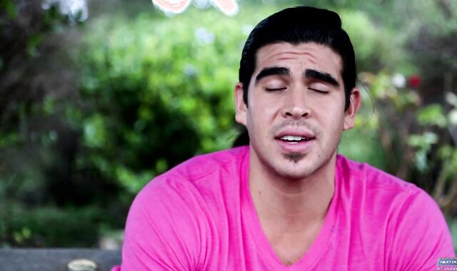 Next Door Masculine:Cam Alone Time with a Surfing Gusto