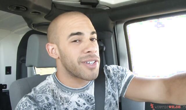 Austin Wilde:voyeur Jacking Austin Wilde's Bulky Exterior