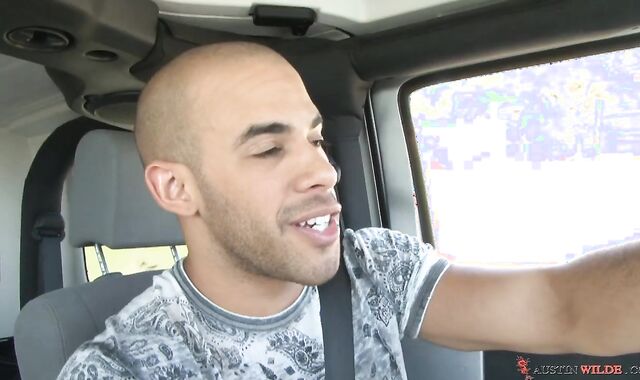 Austin Wilde:voyeur Jacking Austin Wilde's Bulky Exterior