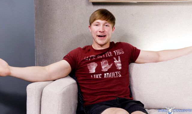 Stag Shared:spycam Maksim's rock hard pink cigar for all