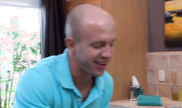 Jizz-shotgun Daily:spycam Soothing Knead for a Cranky Genitals