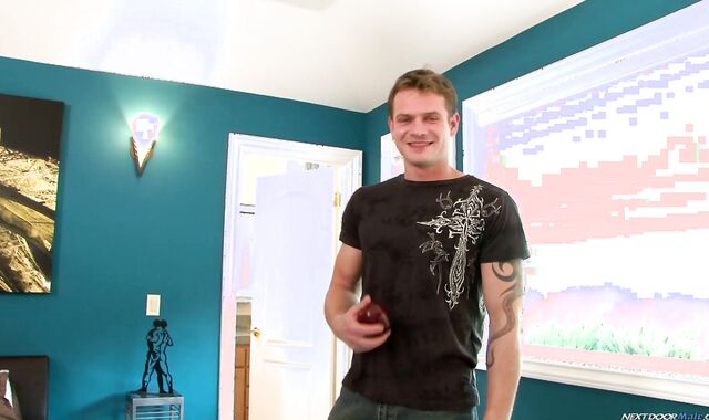 Next Door Masculine:spycam Trent Diesel's Mischievous Tatted Assets Examined