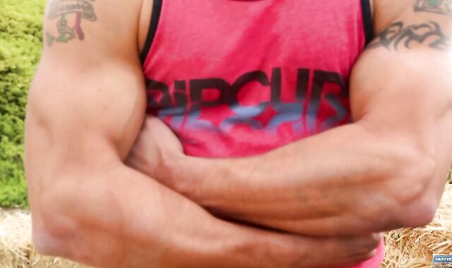 Next Door Masculine:voyeur Seated With A Spunk-pump Up