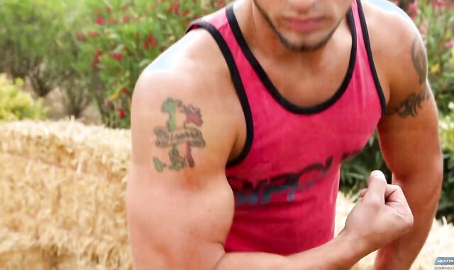 Next Door Masculine:voyeur Seated With A Spunk-pump Up