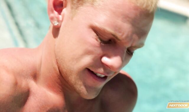 Next Door Masculine:spycam Steamy Healthy Geyser on Show