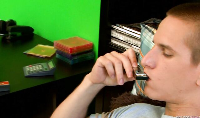 Next Door Lad:voyeur The Art of Freeing Passions