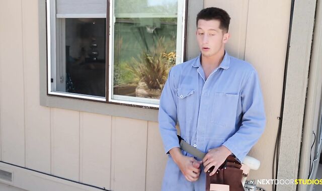 Next Door Originals:spycam Electro-therapy Inbetween Drake and Colton