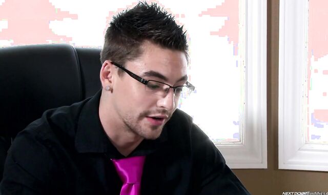 Next Door Pals:voyeur Desperate Activity for Job Security