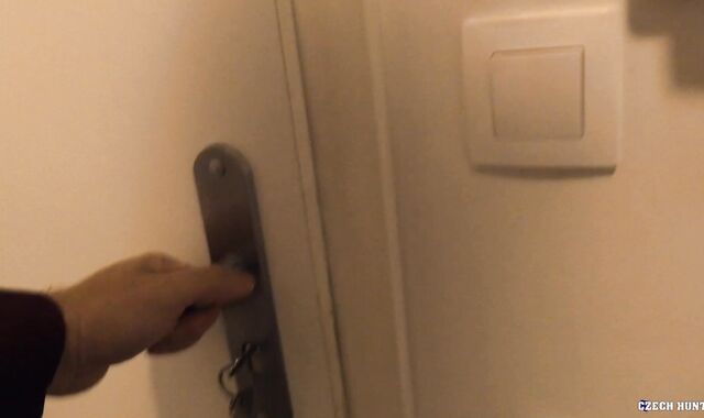 Czech Hunter:spycam Expert Guide,spycam Unexperienced Sweetie