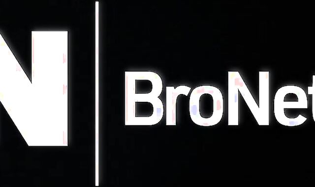 HotAFmen:voyeur Detecting the Crazy Side of Nestor Canquiz