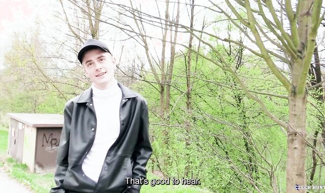 Czech Hunter:spycam Waiter's Very first Taste of Gigantic Spunk-pumps