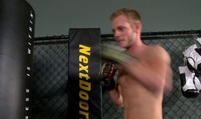 Next Door Homies:voyeur Gym Pals Get Too Close