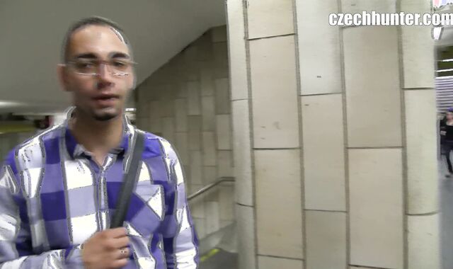 Czech Hunter:spycam Seducing in Secret Locations