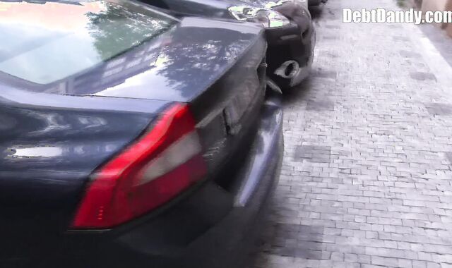 Debt Dandy:voyeur Raindrops of fervor with a pierced stud