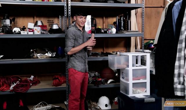 Next Door Lad:voyeur Maxim's Ample Faux-cock Enjoyment