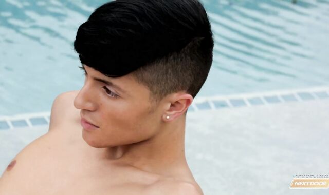 Next Door Lad:voyeur Maxim's Ample Faux-cock Enjoyment