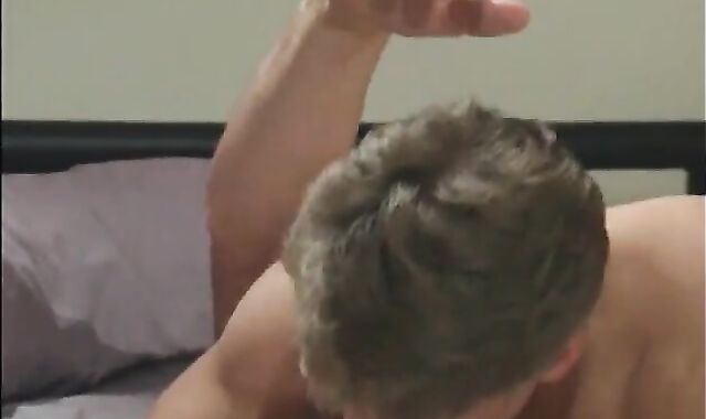 The fellows Next Door voyeur-voyeur Episode trio