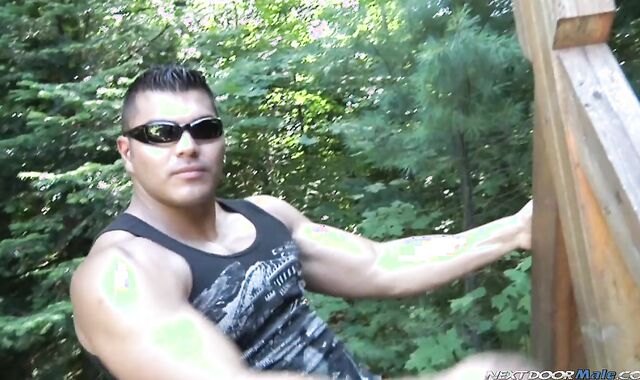Next Door Masculine:Cam Provocative Spreading in The Shaded Clearing