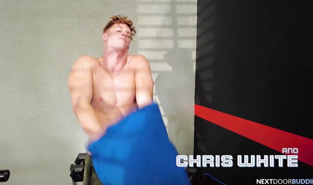 Next Door Mates:voyeur Sneaky Boys Share Their Secret