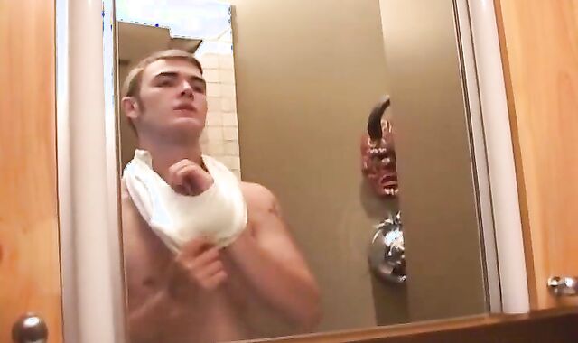 Next Door Masculine:voyeur From Street Bike to Edible Unleash