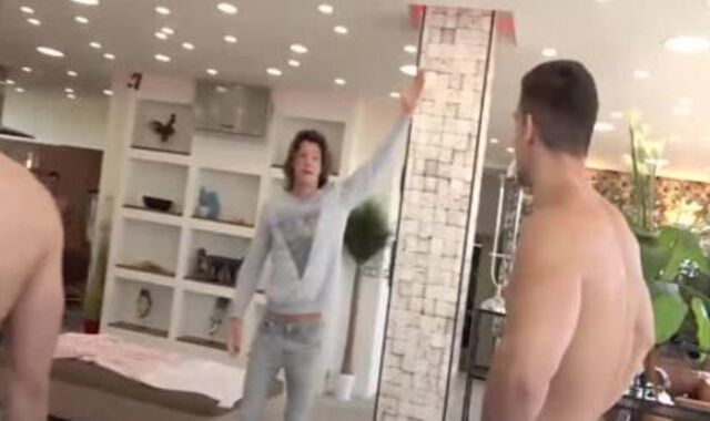 Alone jointly DAY four 2