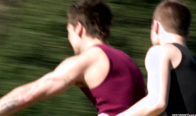 Next Door Lad:voyeur 2 Jocks Neat Up After a Rail