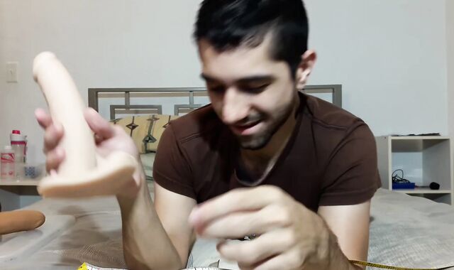 VixSkin fucky-fucky faux-cock Review