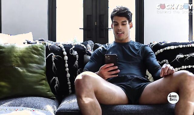 Calvin Banks-Nico Leon Behind The Episodes moist drill