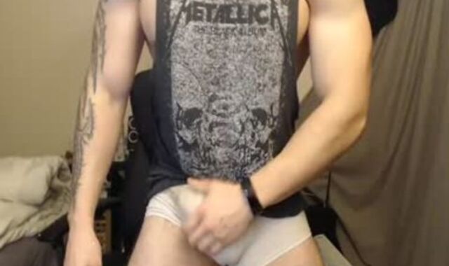 dude jizzes while Tugging His hirsute caboose With A wand