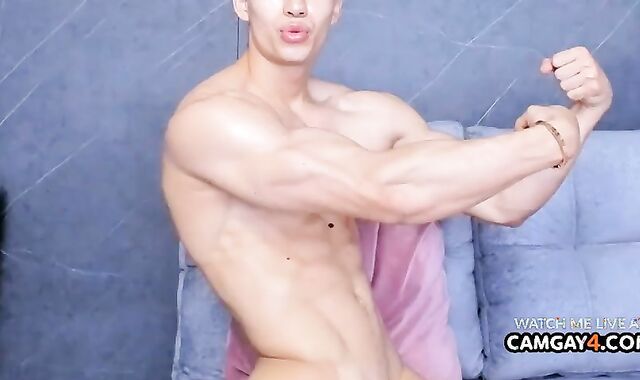 trendy twunk Flashing His Chest