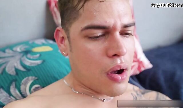 yam-sized ten-Pounder no condom glamorous prostitute