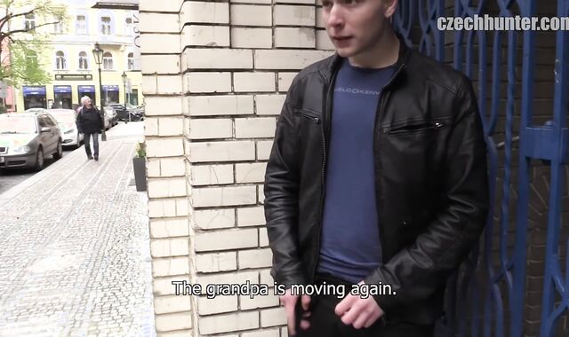 Czech Hunter:voyeur A Disappointing 3 way That Never Was