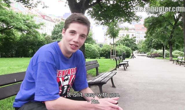 Czech Hunter:spycam Angelic Seduction in the Park