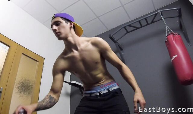 EastBoys.com:voyeur Too uber-cute heterosexual fellow heads for firm nailining