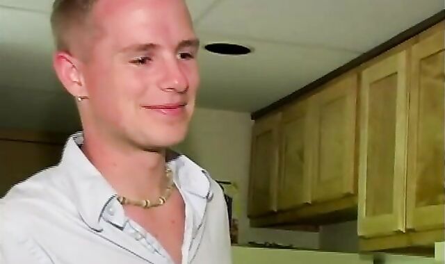 GGW spycam-voyeur fellow,spycam Where's My Trousers