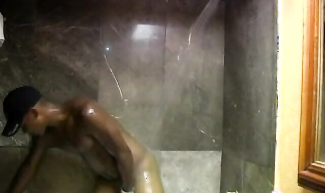 GGW spycam-voyeur fellow,spycam Where's My Trousers