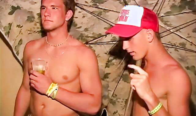 GGW spycam-voyeur fellow,spycam Where's My Trousers