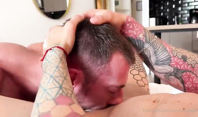 Getting Rigid while Working Out spycam[ONLYFANS]