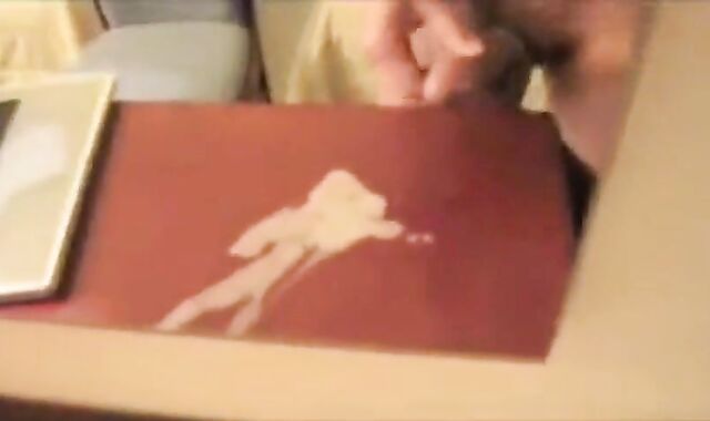 Unlimited Cum Supply for This Horny Amateur Man!