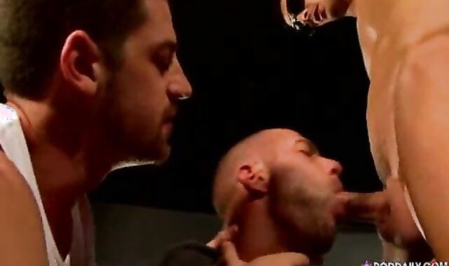 trunk Daily voyeur-voyeur The lengthy ten-Pounder Of The Law