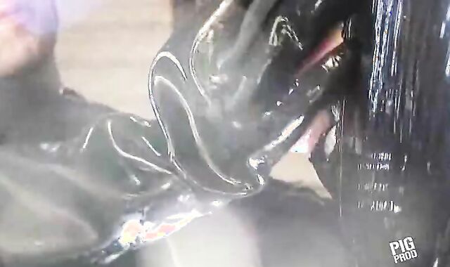 How Skinheads Flash Affection