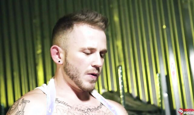 Handballing Inferno:spycam Cherry super-bitch needs strapped