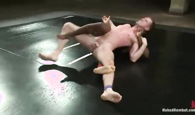 Derek Reynolds Vs.spycam Troy Daniels The Lube Match