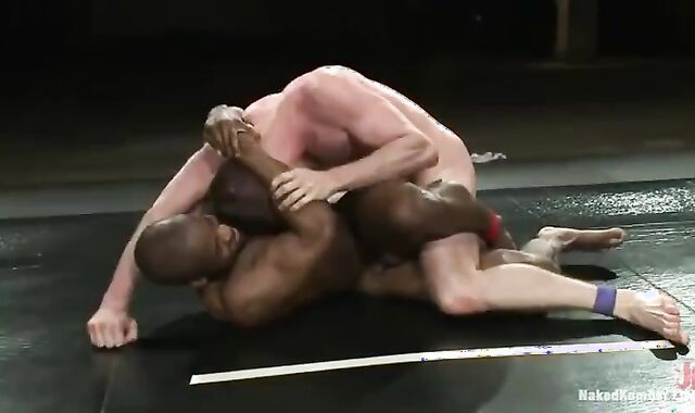 Derek Reynolds Vs.spycam Troy Daniels The Lube Match