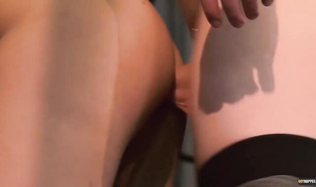 slavemaster slavemaster Trusses Up Nubile Discreet homo For With No Condoms