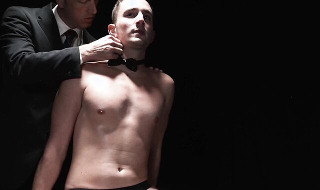 BoyForSale:voyeur Muscly The Man Pursue finds sensation in moist orgy